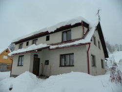 Unterkunft Bartonička im Winter